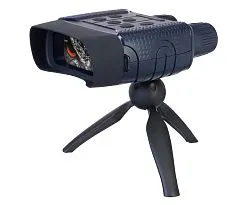 zdjęcie cyfrowa lornetka noktowizyjna Levenhuk Discovery Night BL20 ze statywem