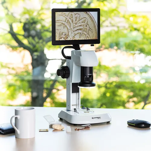 zdjęcie mikroskop Analyth LCD Bresser,  2
