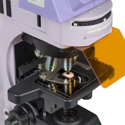 zdjęcie mikroskop fluorescencyjny MAGUS Lum 490L,  15